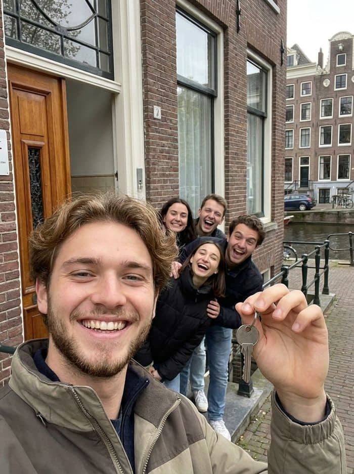 Tenant who found their new home through Socials